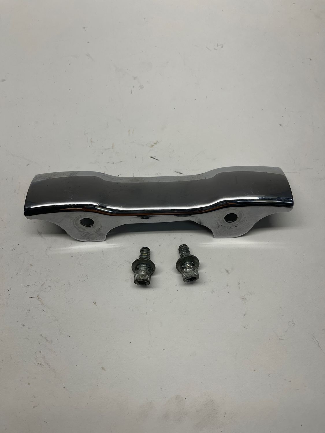 Upper Bar Clamp Cover  67861-96--2000 Harley-Davidson Sportster XL1200