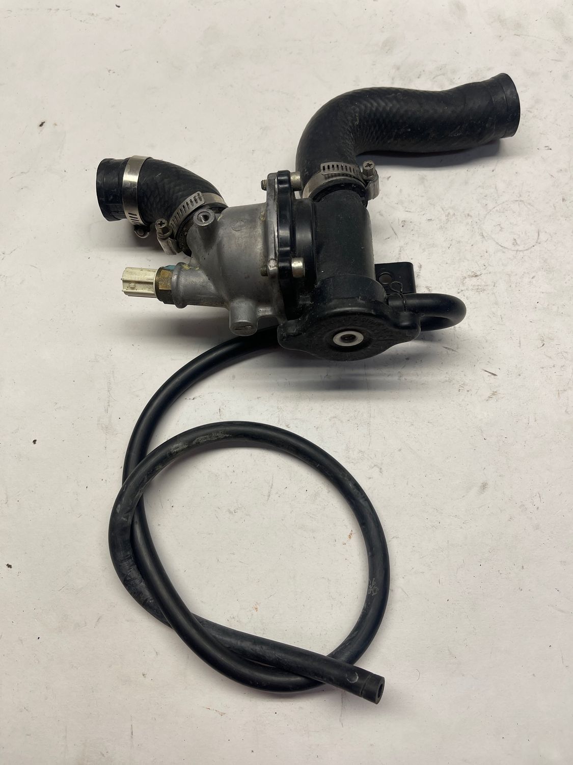 Thermostat Housing 16160-0781--2008 Kawasaki Vulcan VN900