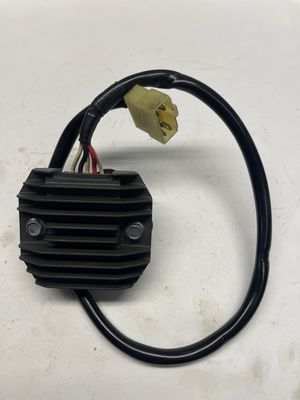 Voltage Regulator Rectifier 5KP-81960-00-00--2005 Yamaha V-Star 650