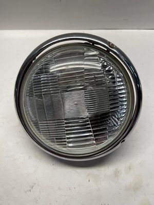 Headlight-One Clip Broken --2005 Yamaha V-Star 650 Headlight-One Clip Broken --2005 Yamaha V-Star 650