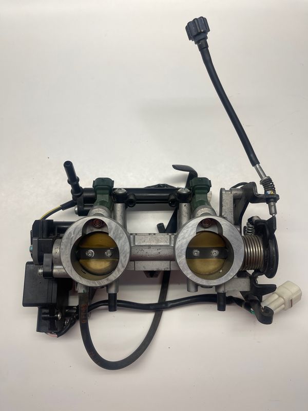 Throttle Body  16163-0141--2011 Kawasaki Ninja EX650C/ 650R