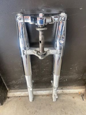 Front End Suspension Forks & Triple Tree--2005 Yamaha V-Star 650