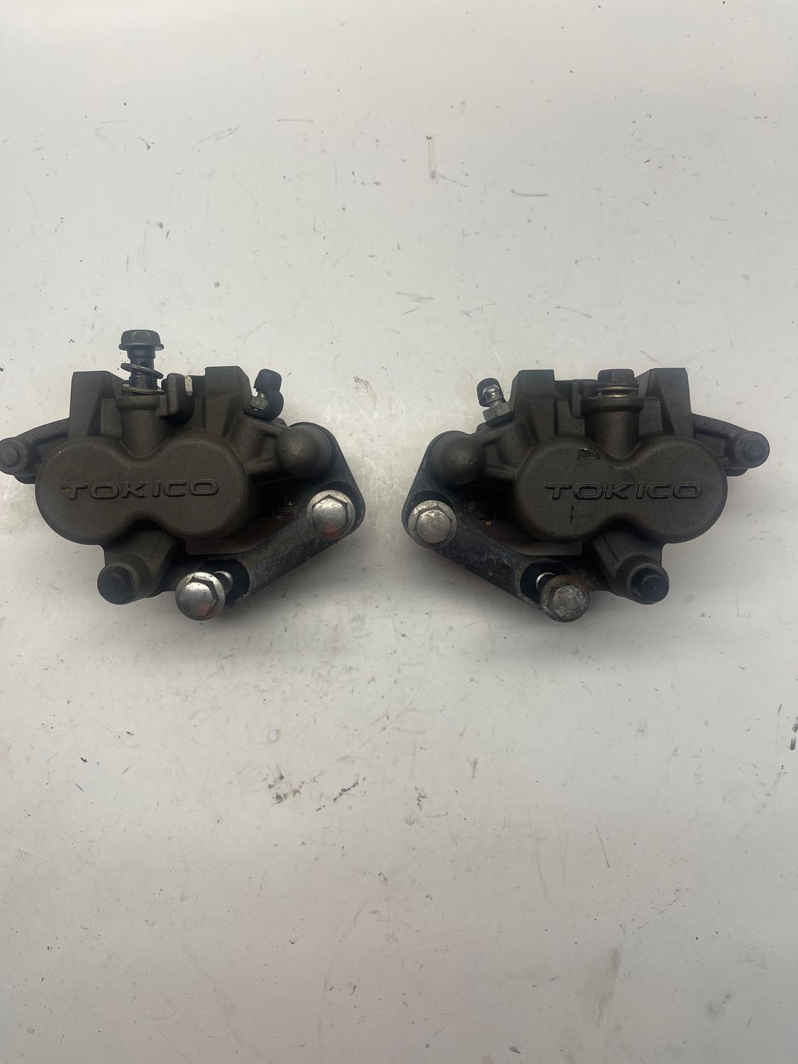 Front Brake Caliper Set 43080-0076-DJ/43080-0077-DJ--2011 Kawasaki Ninja EX650C/ 650R