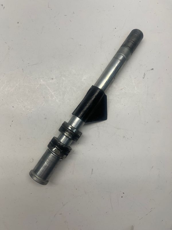 Front Axle Bolt--2011 Kawasaki Ninja EX650C/ 650R