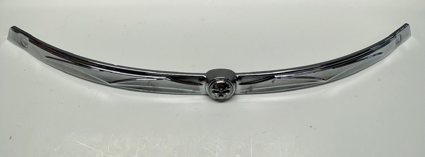 Windshield Trim Willie G--2009 Harley-Davidson Ultra Classic Electra Glide