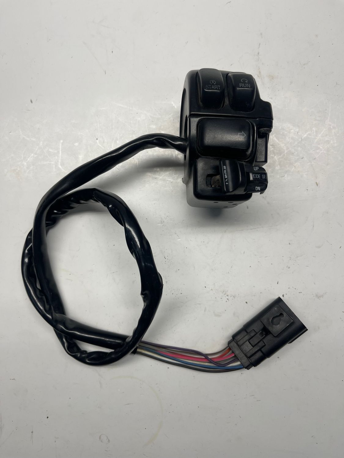 Right Handlebar Control Switch--2009 Harley-Davidson Ultra Classic Electra Glide