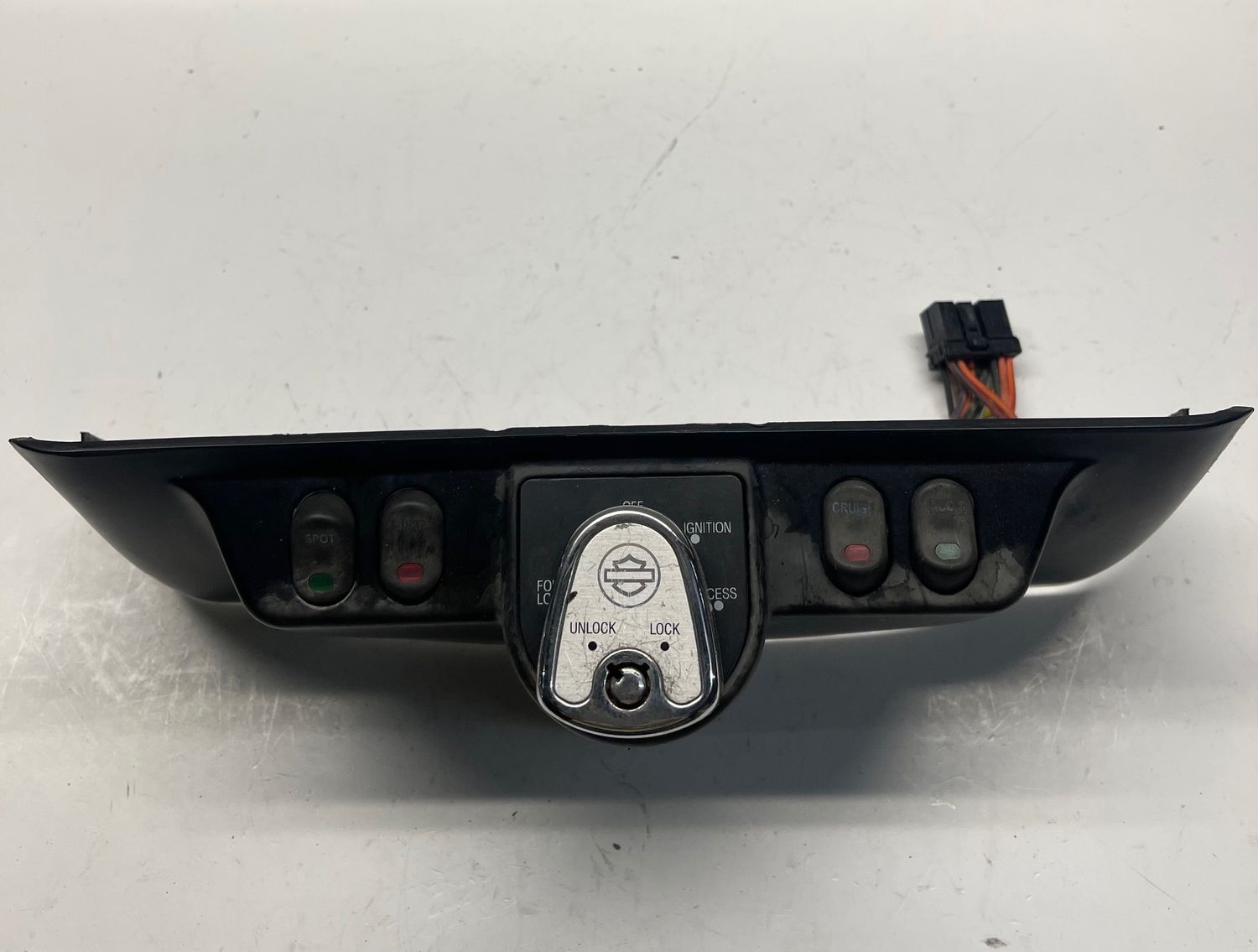 Inner Fairing Switch Cap Cover & Switches--2009 Harley-Davidson Ultra Classic Electra Glide