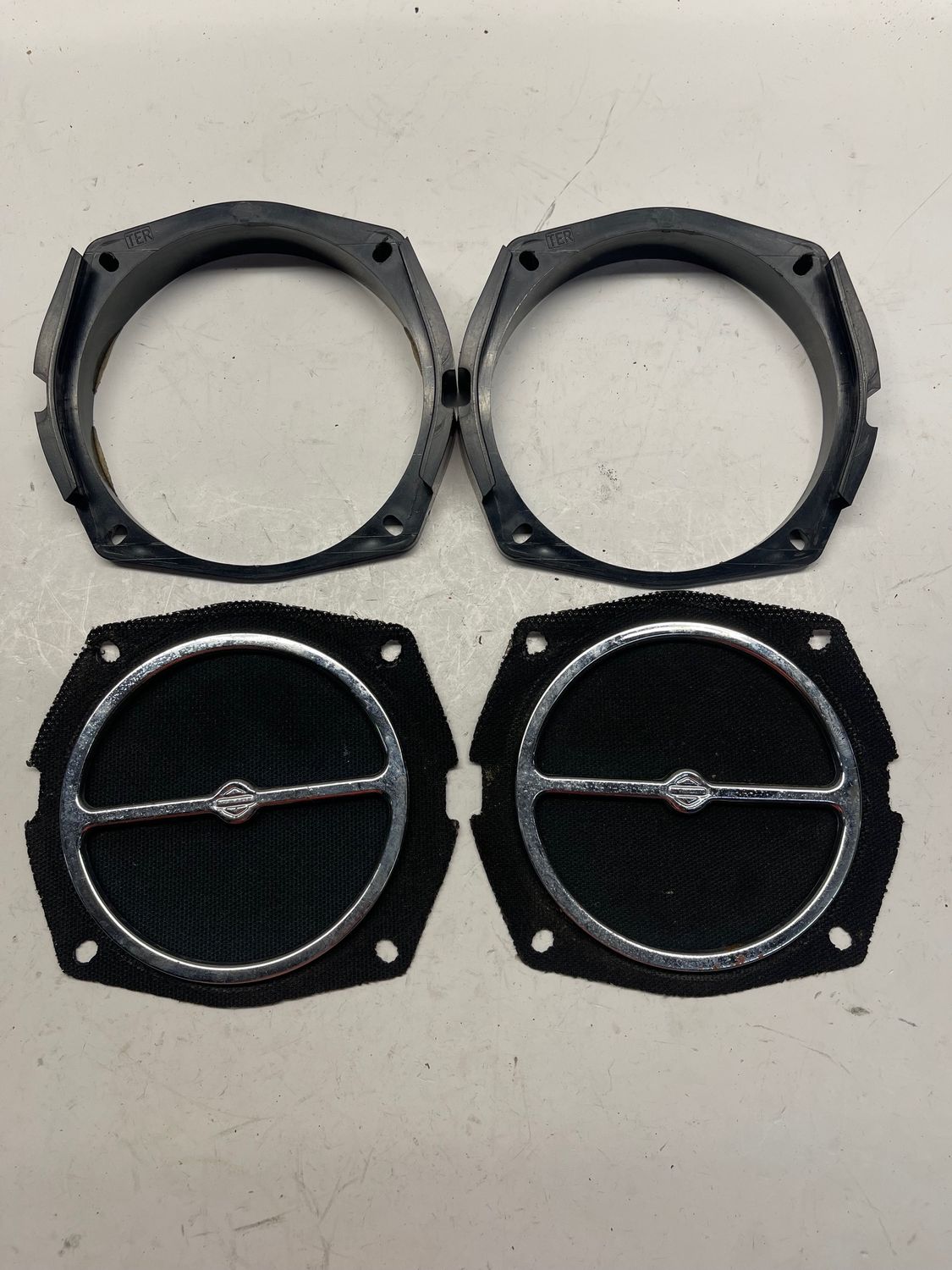 Speaker Covers Front Fairing--2009 Harley-Davidson Ultra Classic Electra Glide