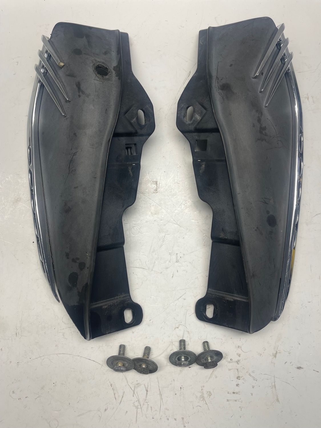 Air Deflectors 58167-09/ 58169-09--2009 Harley-Davidson Ultra Classic Electra Glide