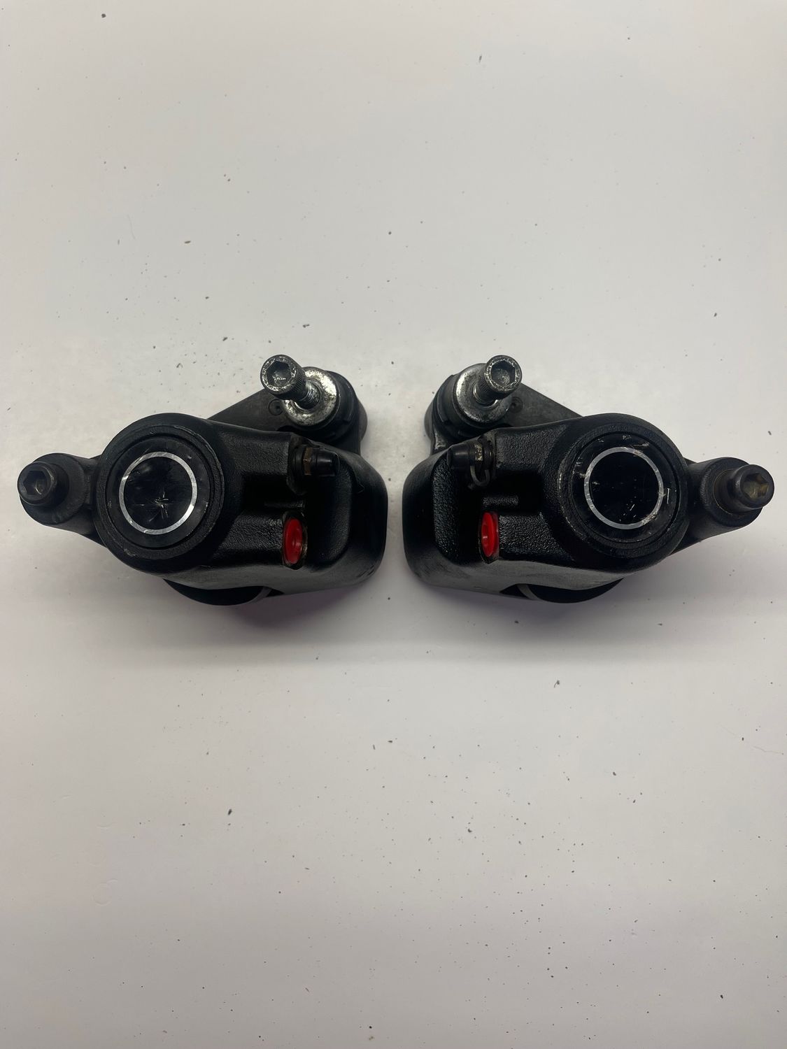 Front Brake Calipers 44046-84C/ 44023-83C -1997 Harley-Davidson Ultra Classic Electra Glide