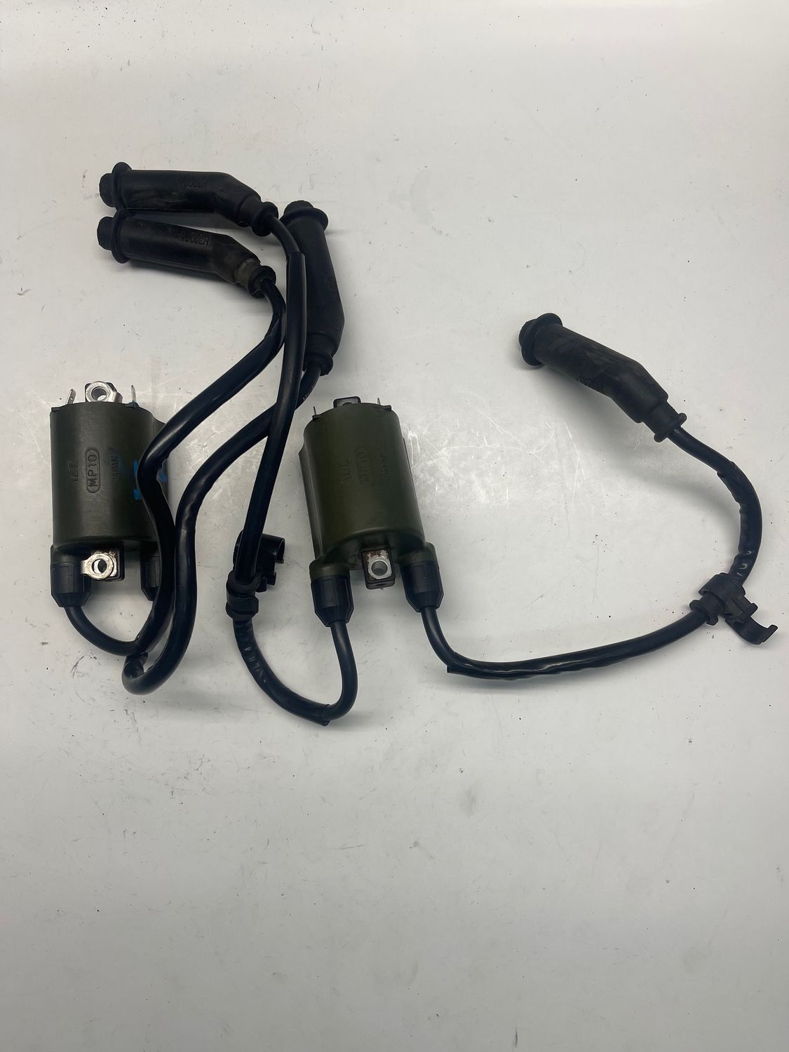 Ignition Coils Plug Wires  686-67976--2007 Honda VTX 1300 C