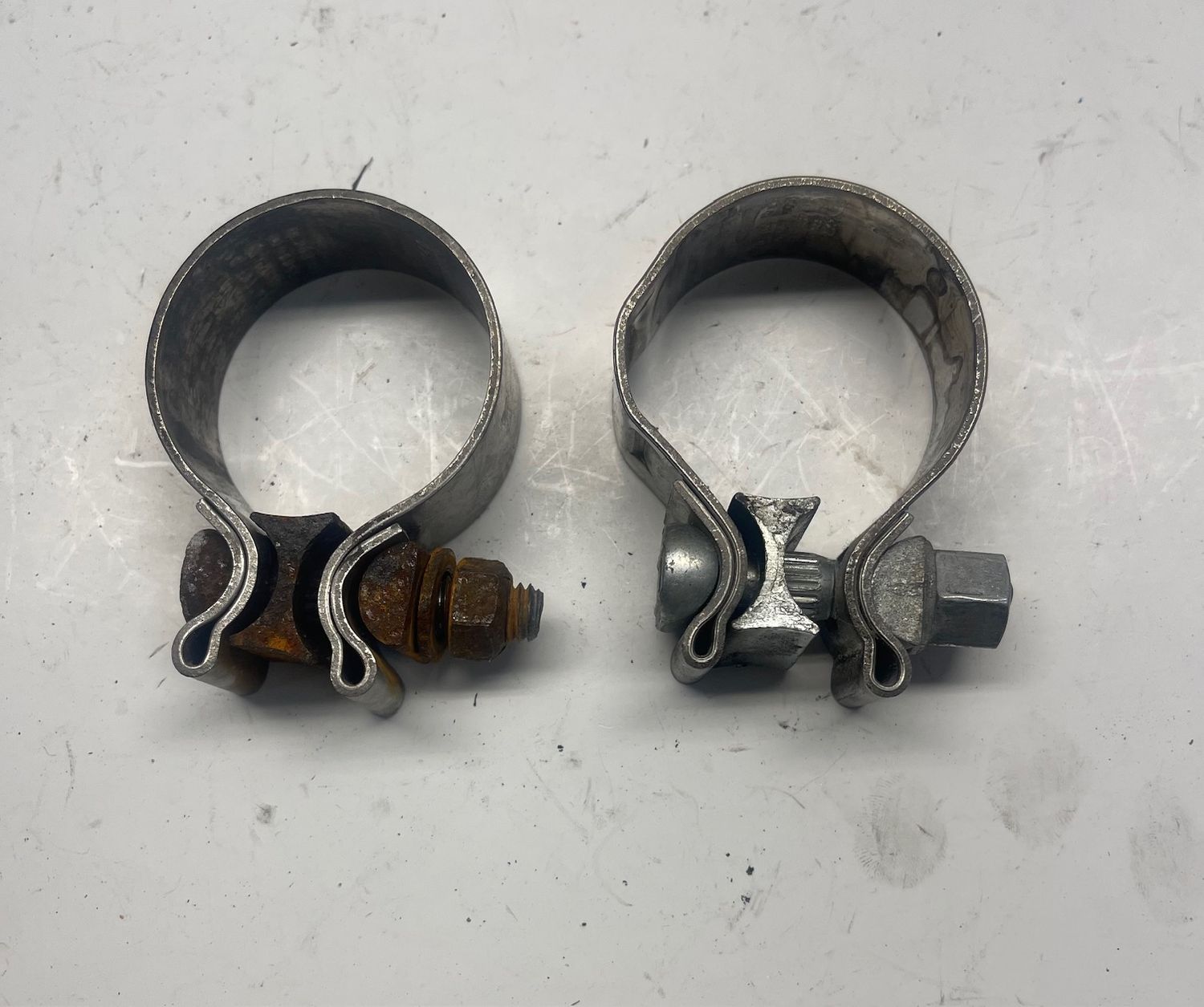 Exhaust Clamps--2008 Harley-Davidson FLHP Road King Police Edition