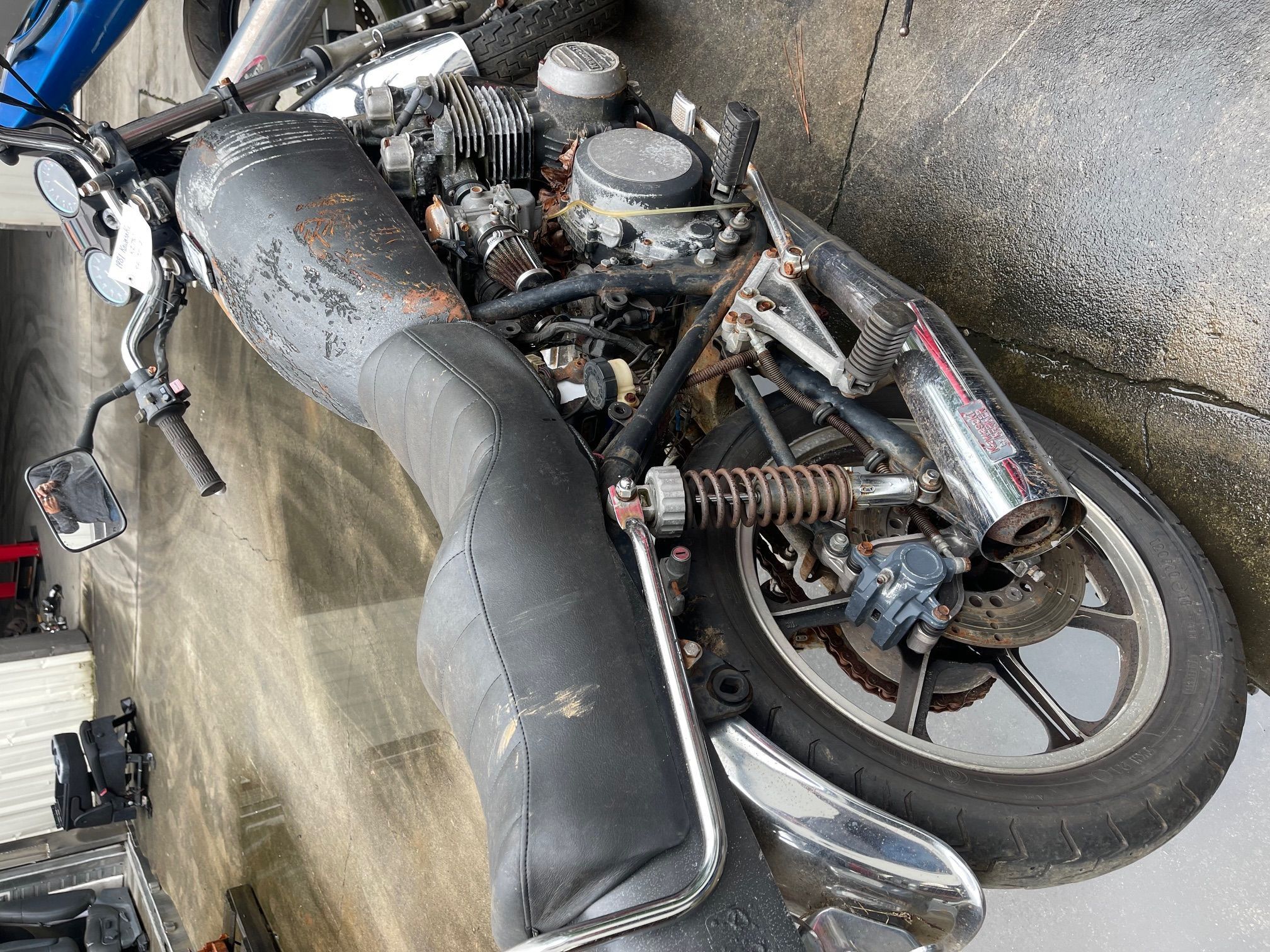 1981 Kawasaki KZ750-Parting Out