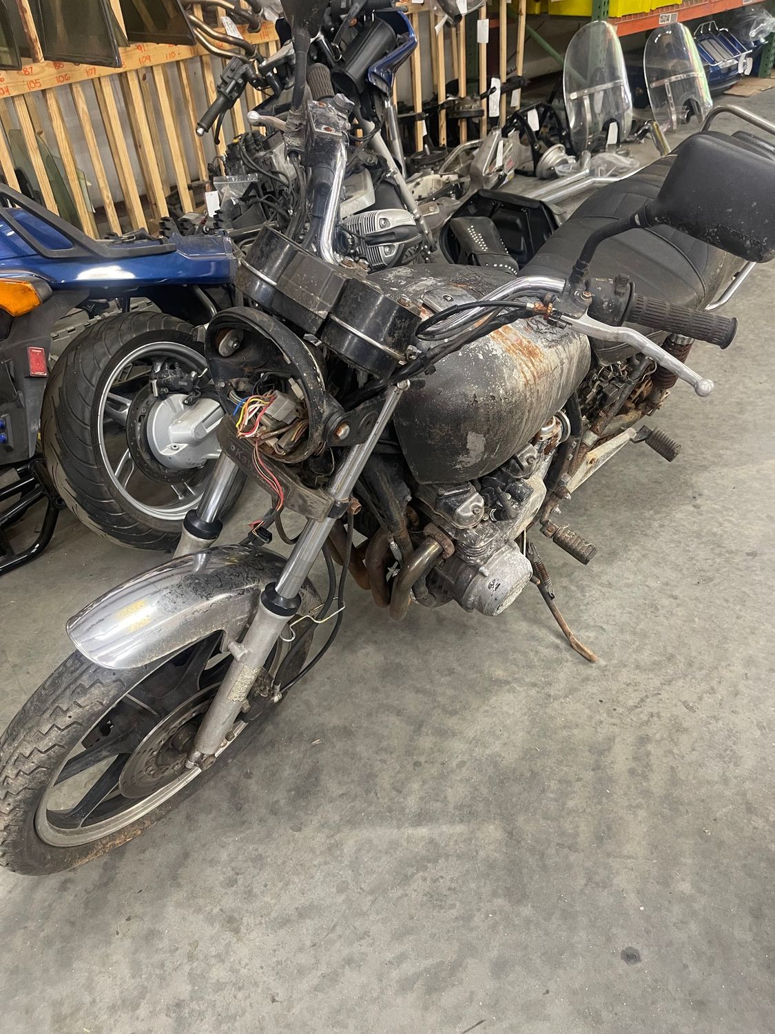 1981 Kawasaki KZ750-Parting Out