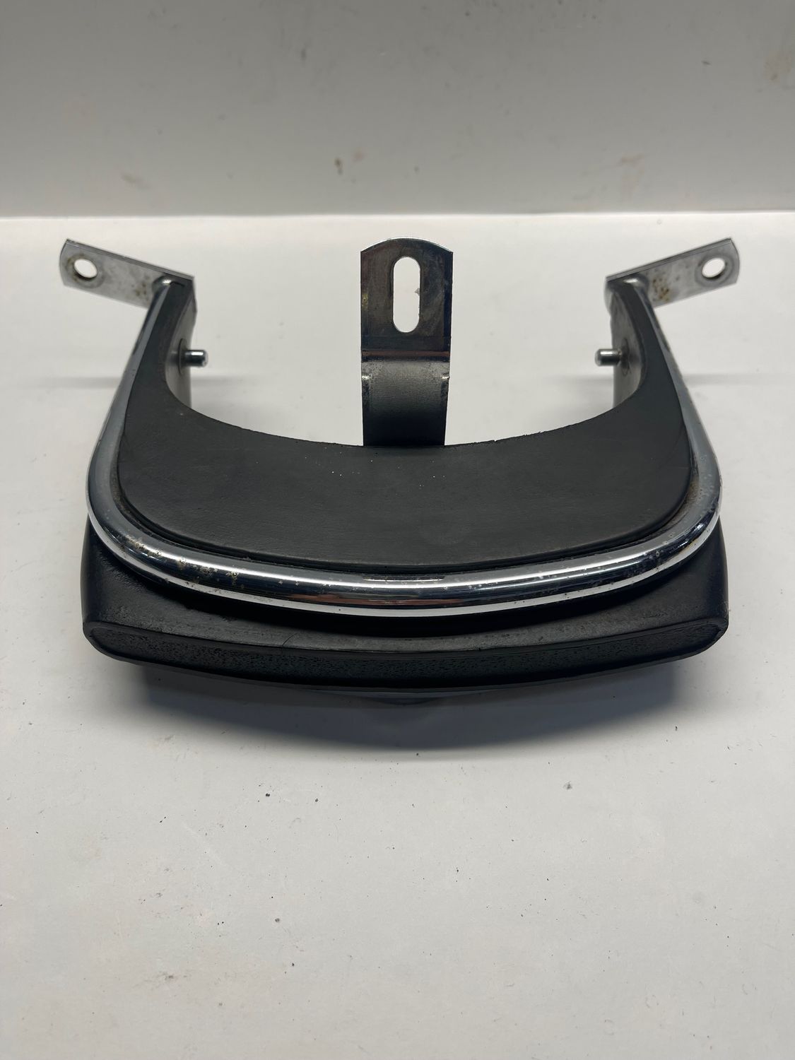 Rear Fender Bumper Guard 91023-79--1999 Harley FLHTCUI