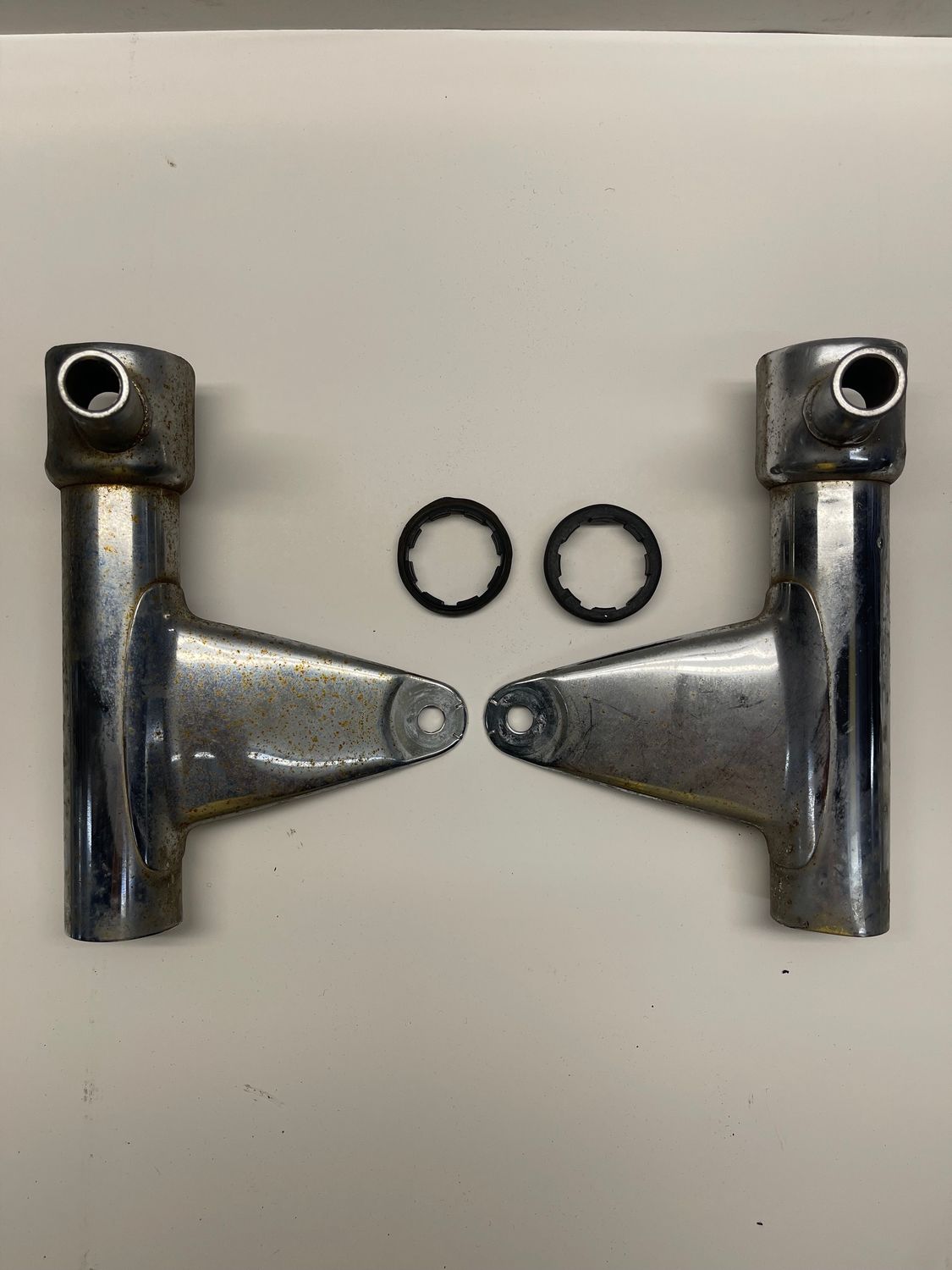 Front Fork Ears Headlight Bracket 51606-405-000/ 51602-405-000--1978 Honda CB750K-750 Four