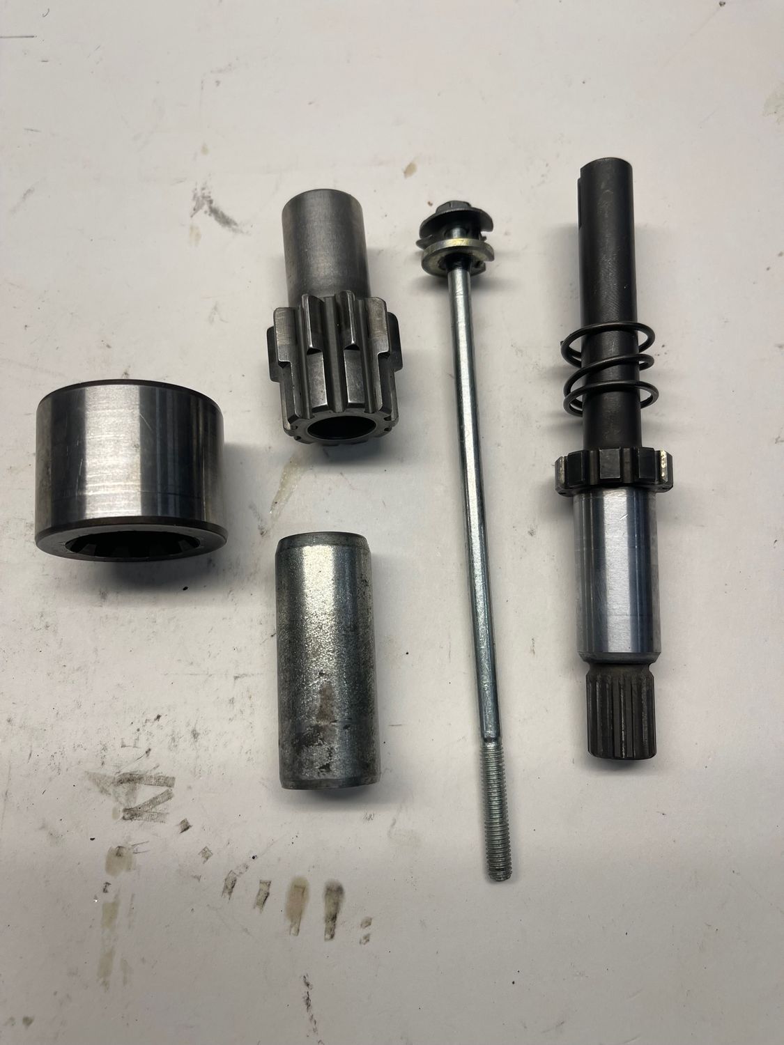 Starter Jack Shaft 33127-94--Pulled from a 2005 Road King FLHRSI