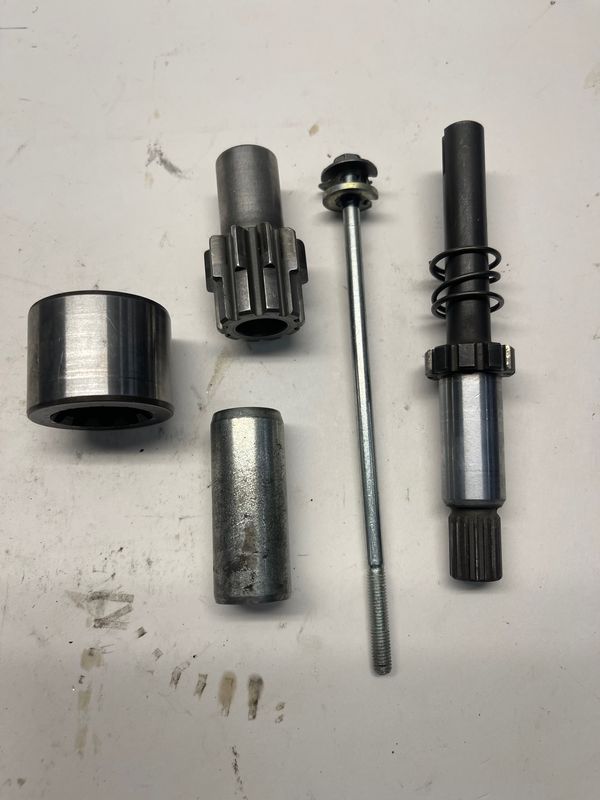 Starter Jack Shaft 33127-94--Pulled from a 2005 Road King FLHRSI