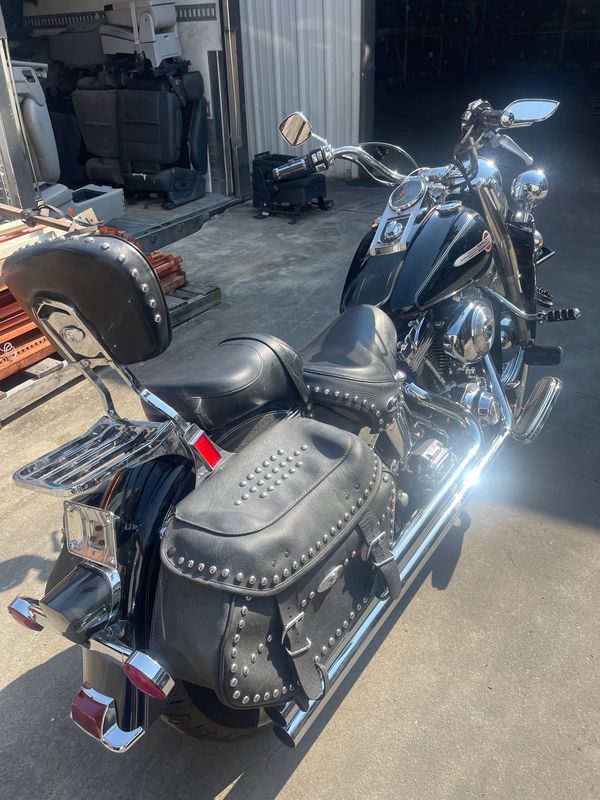 2004 Harley-Davidson Heritage Softail - Parting Out