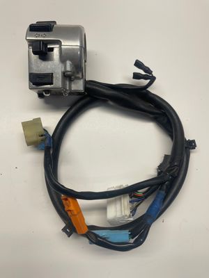 Left Handlebar Control Switch 35200-MFY-A01--2010 Honda VT1300CR Stateline