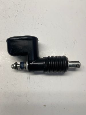 Rear Brake Master Cylinder 41755-99--2004 Harley-Davidson Heritage Softail Rear Brake Master Cylinder 41755-99--2004 Harley-Davidson Heritage Softail