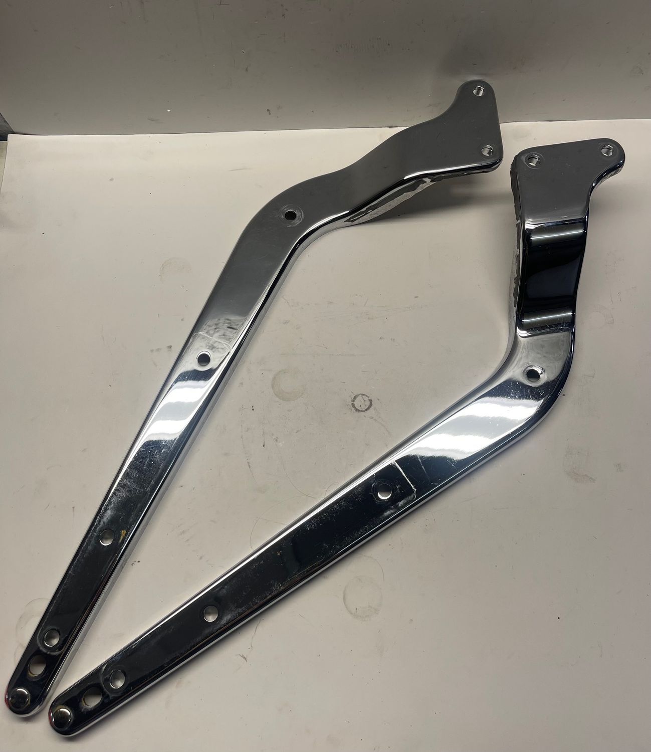 Rear Fender Supports Struts--2004 Harley-Davidson Heritage Softail