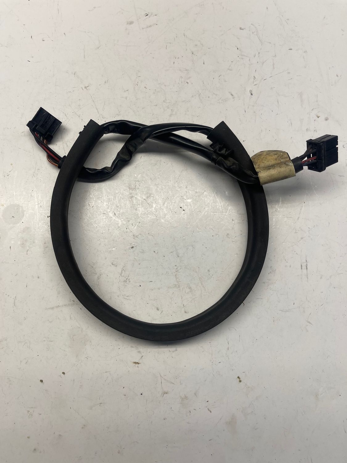 Rear Fender Wire Harness 68818-03--2004 Harley-Davidson Heritage Softail