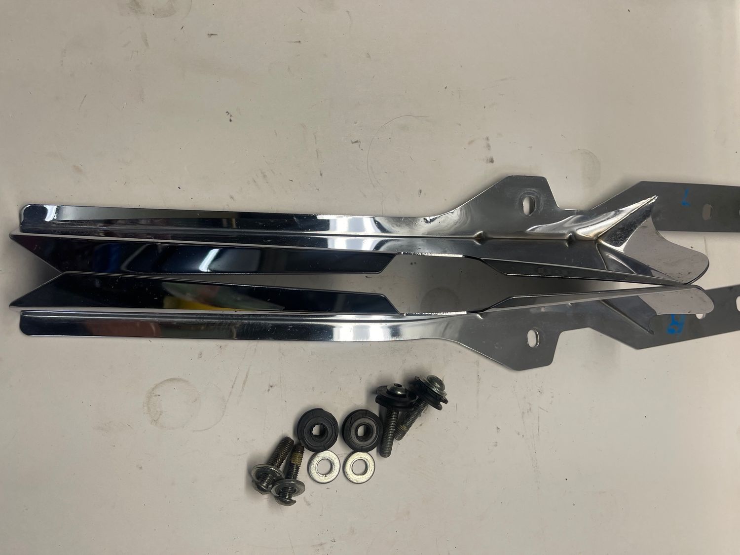 Front Fork Wind Deflectors--2004 Harley-Davidson Heritage Softail