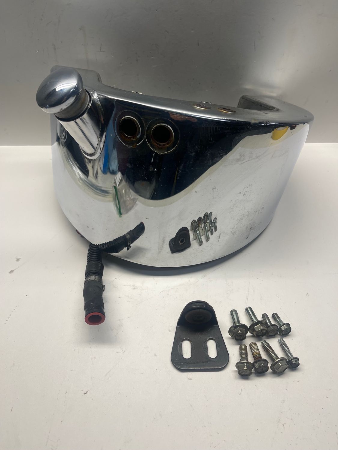 Oil Tank--2004 Harley-Davidson Heritage Softail Oil Tank--2004 Harley-Davidson Heritage Softail