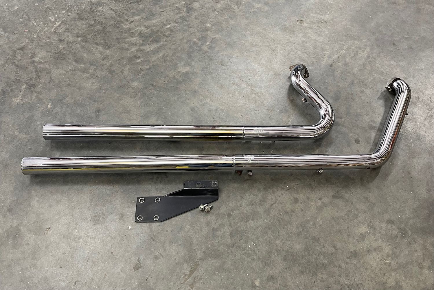 Exhaust Complete Vance & Hines--2004 Harley-Davidson Heritage Softail