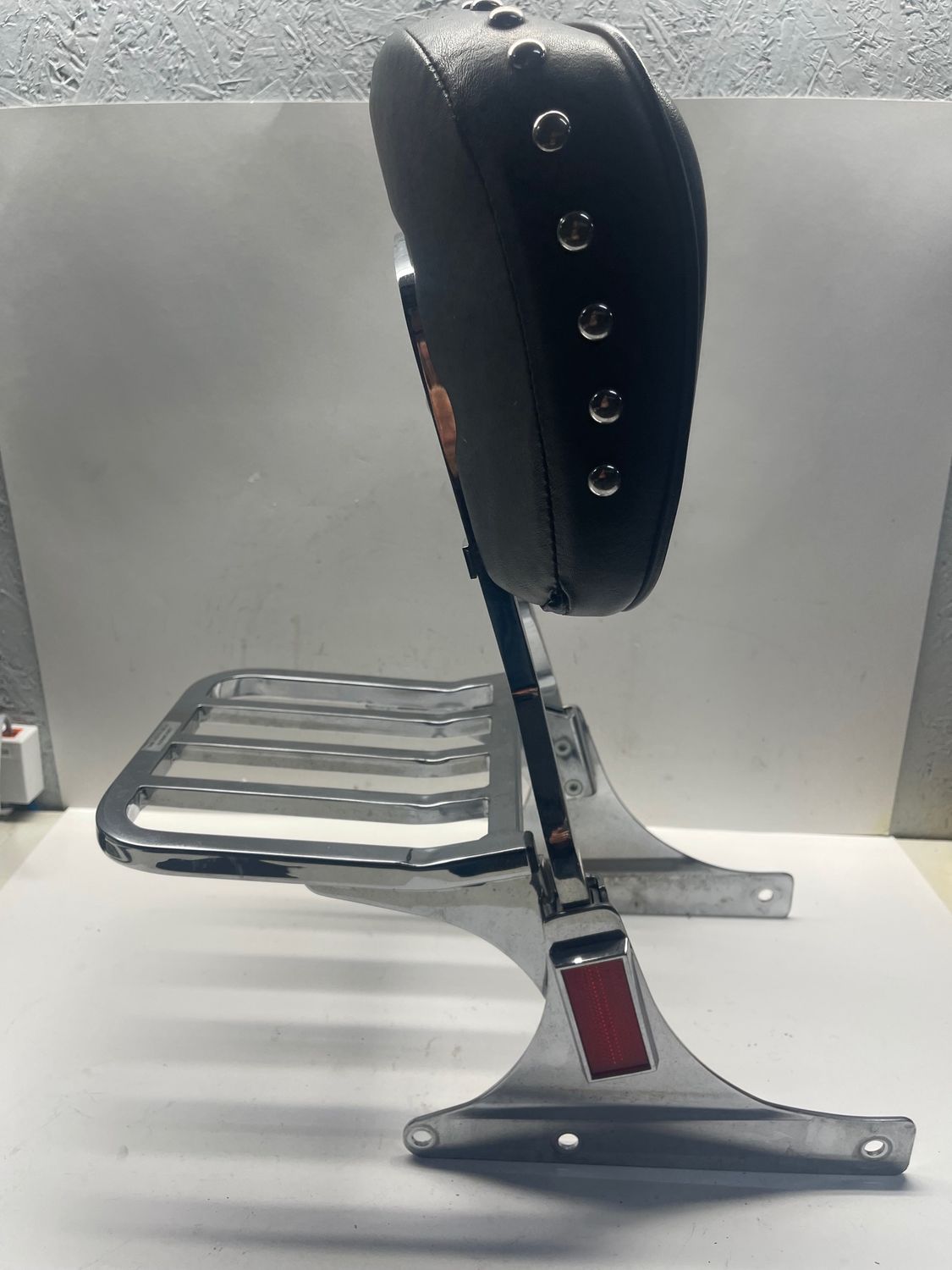 Backrest Back Rest Sissy Bar --2004 Harley-Davidson Heritage Softail Backrest Back Rest Sissy Bar --2004 Harley-Davidson Heritage Softail