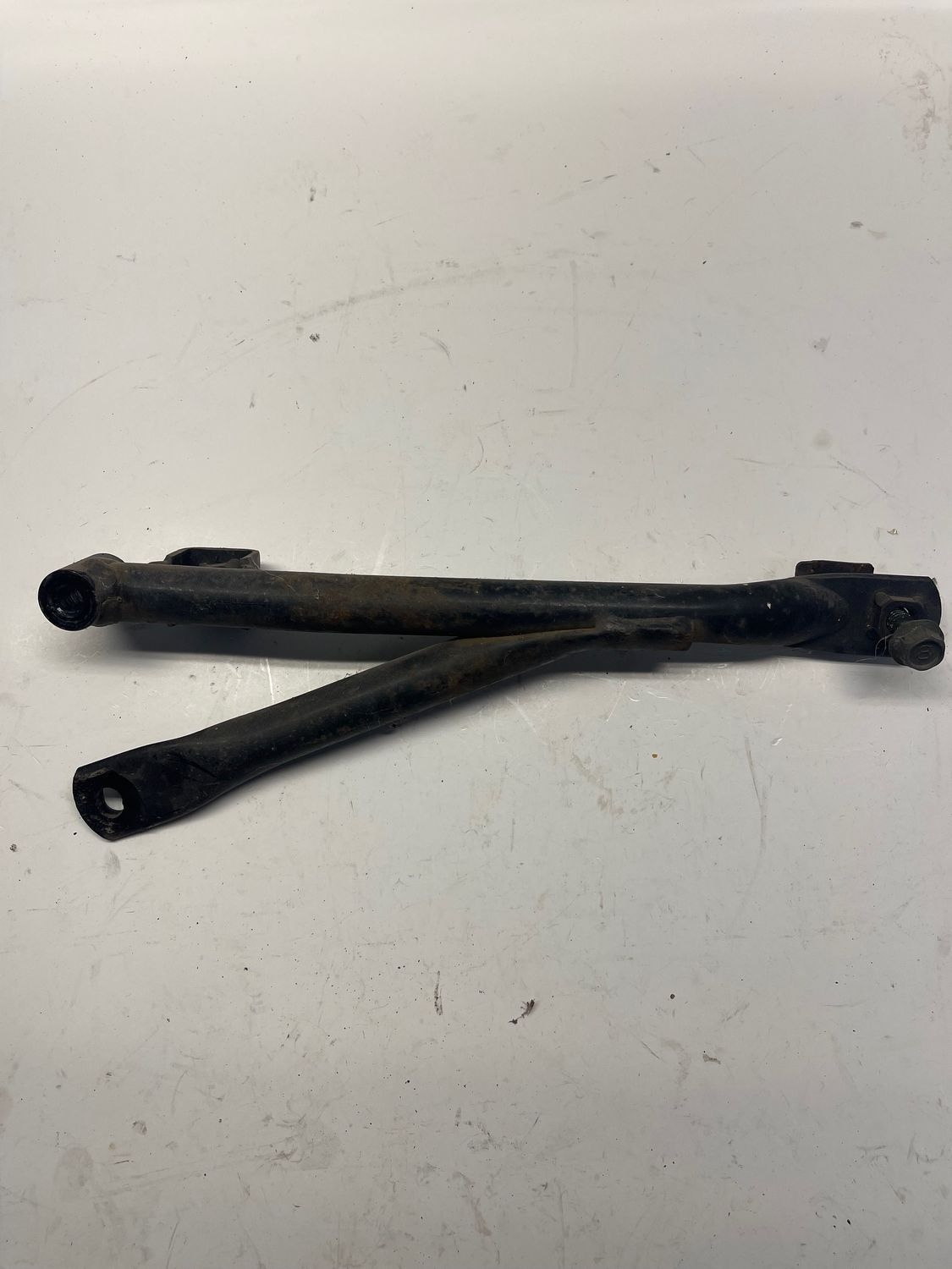 Exhaust Muffler Bracket 5EL-21460-00--2002 Yamaha V-Star XVS1100APR Classic