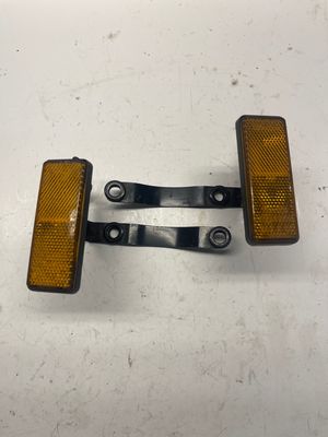 Front Fender Reflectors 5KS-21587-00/ 5KS-21588-00--2002 Yamaha V-Star XVS1100APR Classic