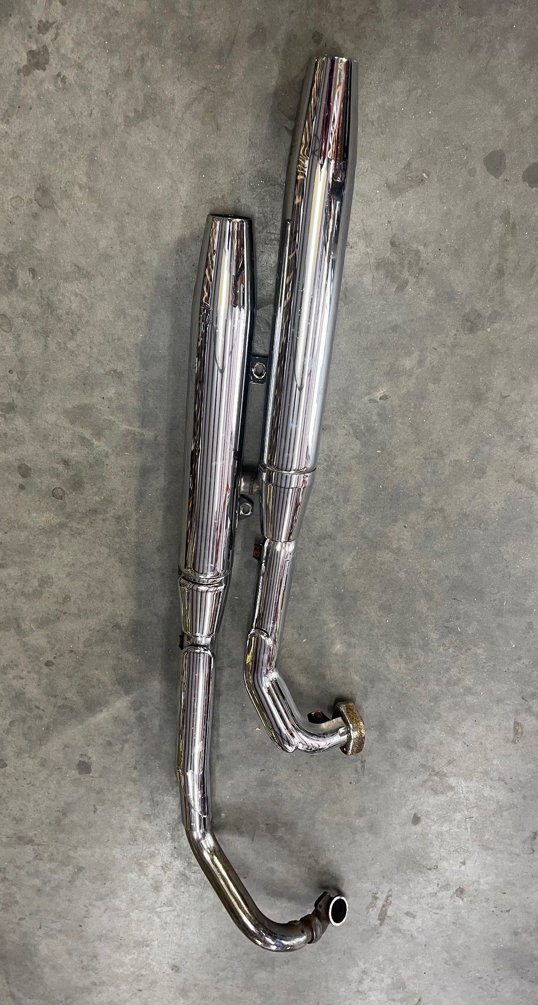 Exhaust System--2005 Yamaha V-Star 1100