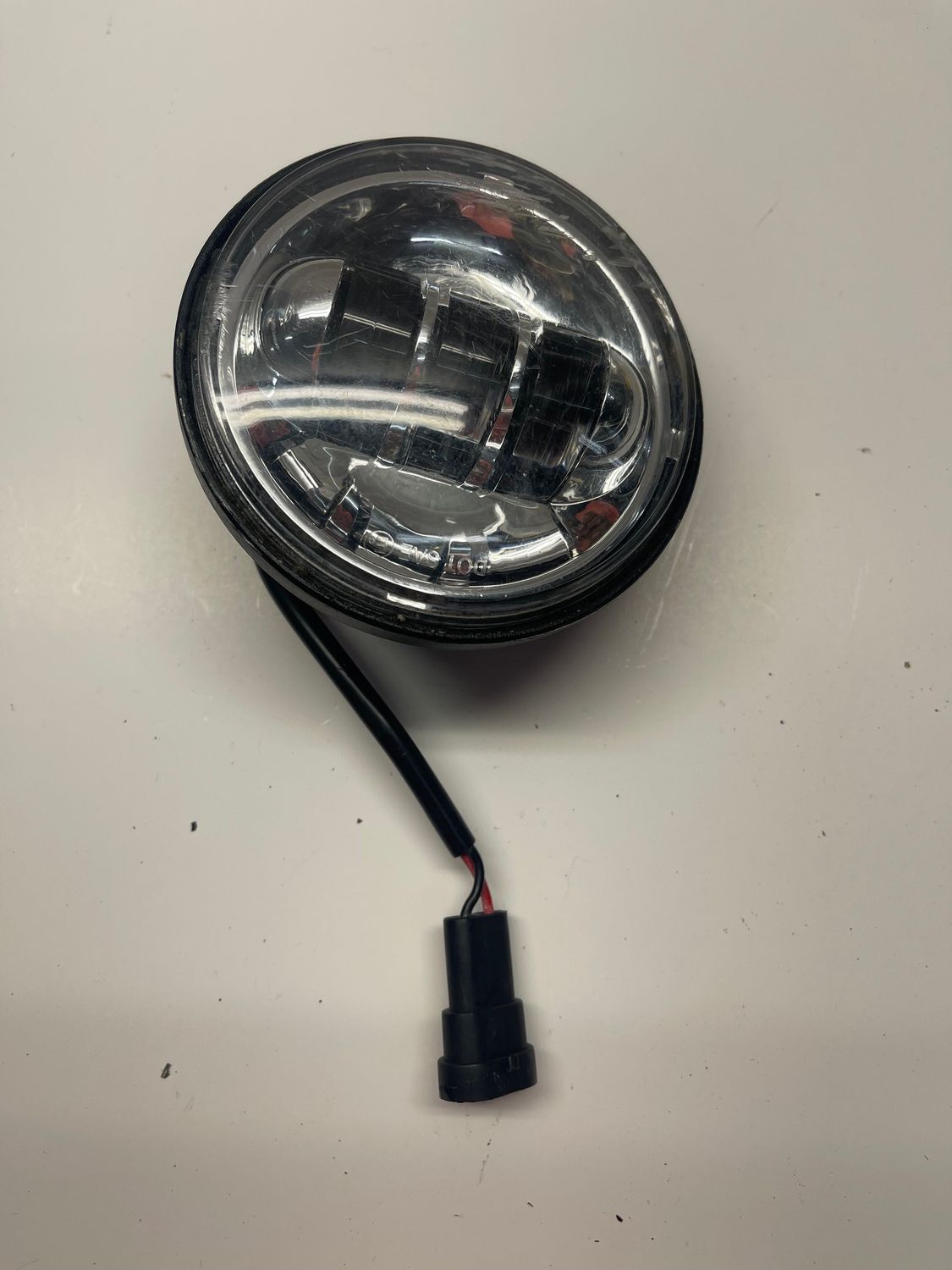 LED Fog Passing Light-Note Scuff on Lens--2004 Harley-Davidson Heritage Softail LED Fog Passing Light-Note Scuff on Lens--2004 Harley-Davidson Heritage Softail