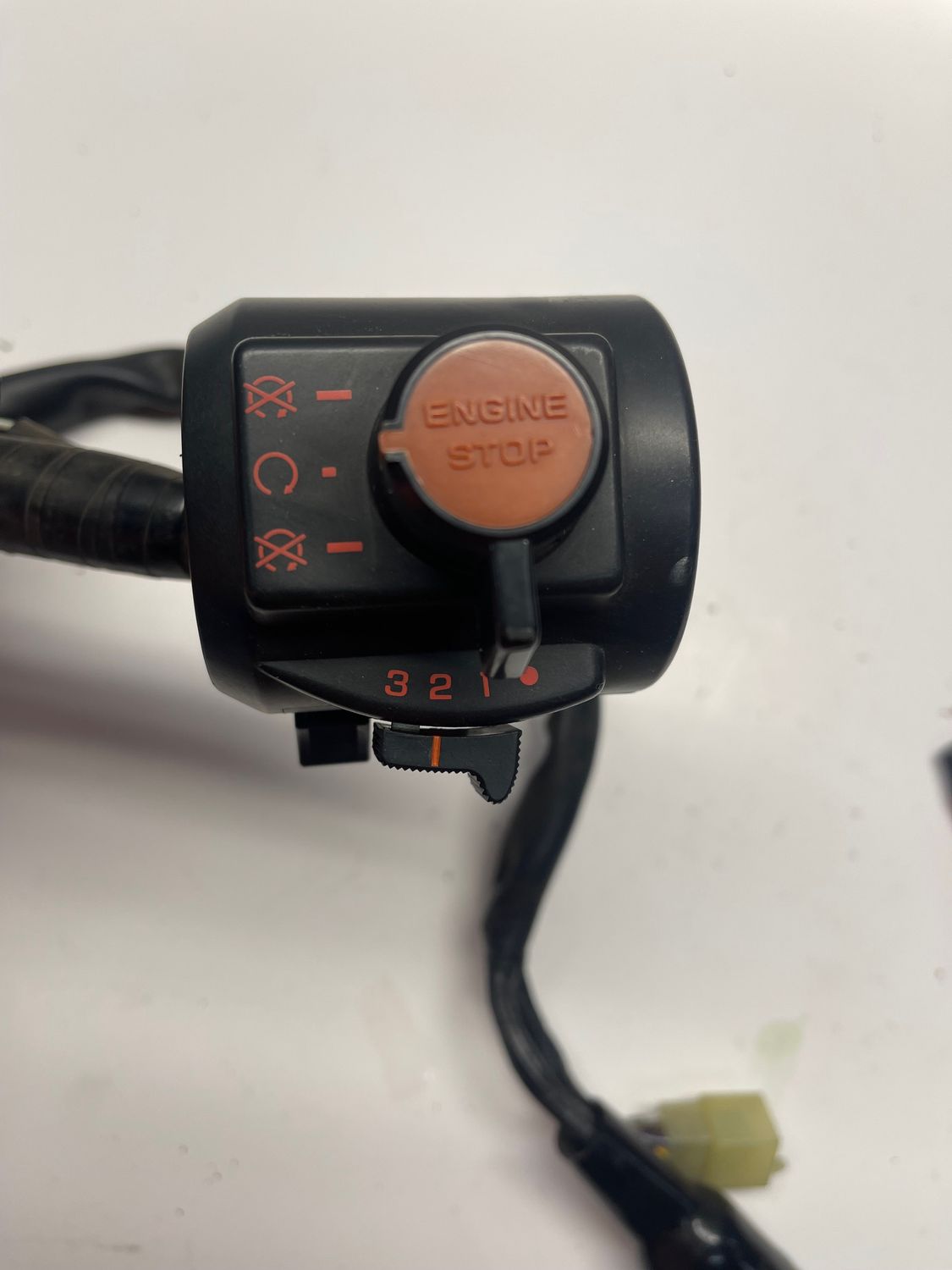 Right Handlebar Control Switch 35150-MAJ-T31--2003 Honda ST1100 Police Right Handlebar Control Switch 35150-MAJ-T31--2003 Honda ST1100 Police