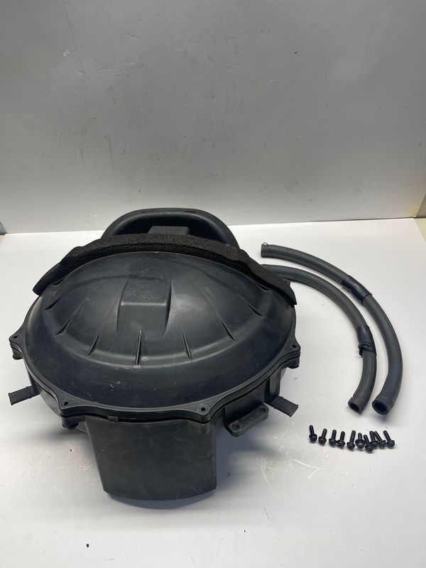 Air Cleaner Assembly 17220-MT3-000/ 17211-MT3-000/17210-MAJ-E00--2003 Honda ST1100 Police