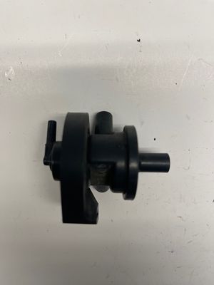 Air Valve Top Engine Switch Sensor 17300-MT3-730--2003 Honda ST1100 Police