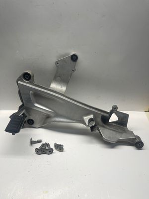 Left Front Foot Rest Step Holder 50700-5AJ-G21--2003 Honda ST1100 Police Left Front Foot Rest Step Holder 50700-5AJ-G21--2003 Honda ST1100 Police