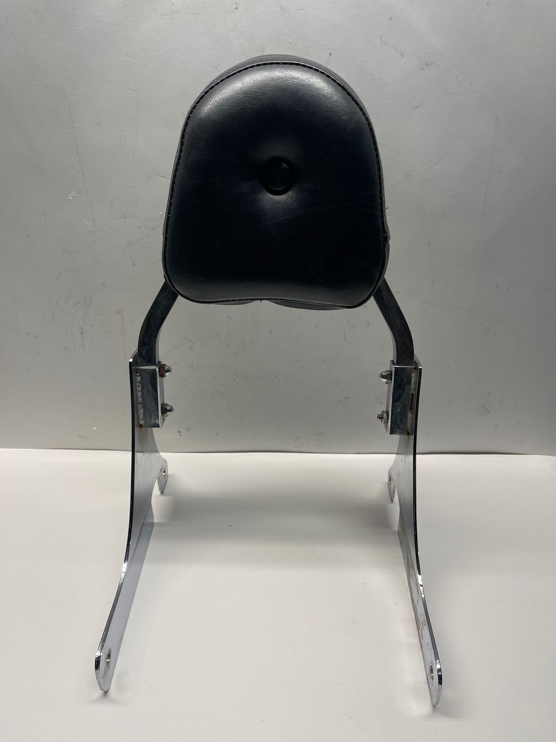 Back Rest Sissy Bar --1996 Kawasaki Vulcan VN800