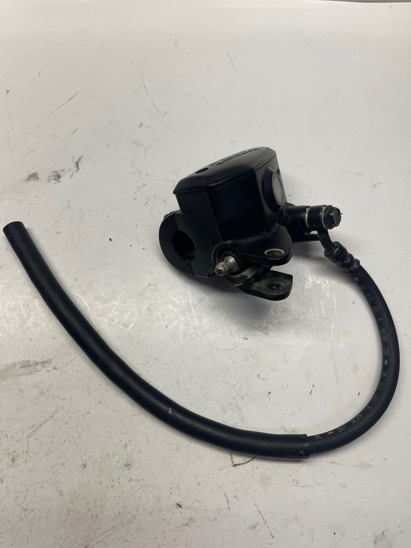 Front Brake Master Cylinder 43015-0118 - 2010 Kawasaki Ninja
