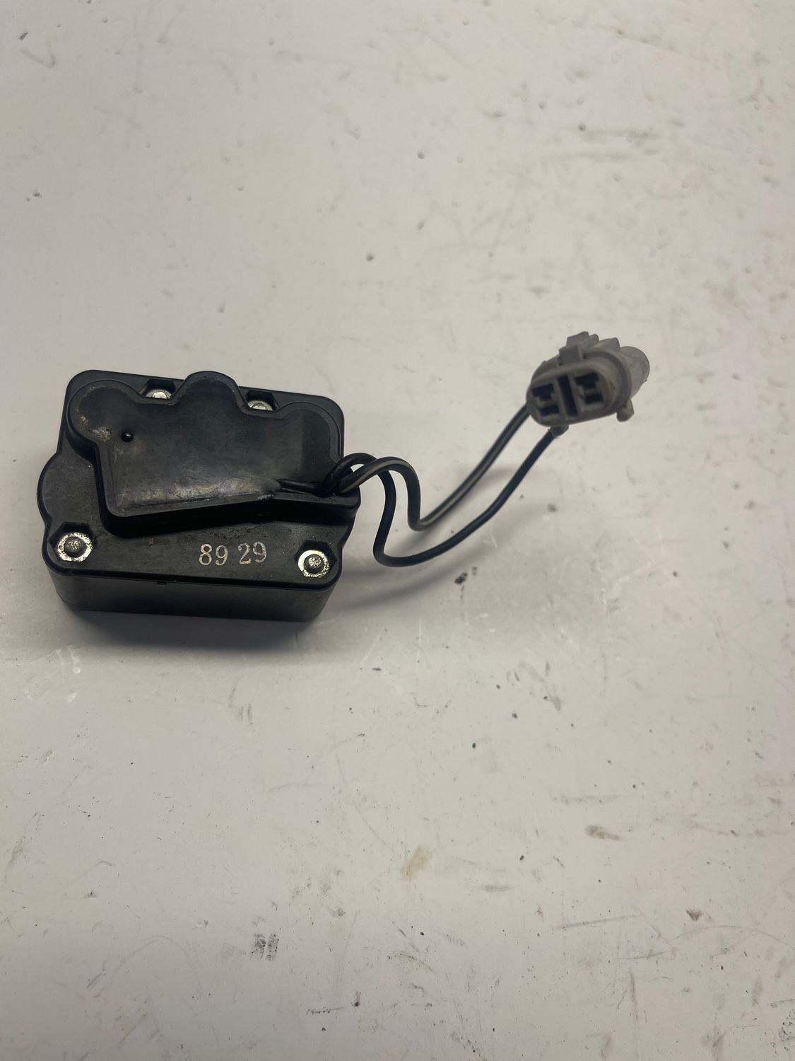 Fuel Cut Off Sensor 33960-02F00--2002 Suzuki GSXR750 Fuel Cut Off Sensor 33960-02F00--2002 Suzuki GSXR750