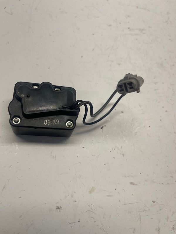 Fuel Cut Off Sensor 33960-02F00--2002 Suzuki GSXR750