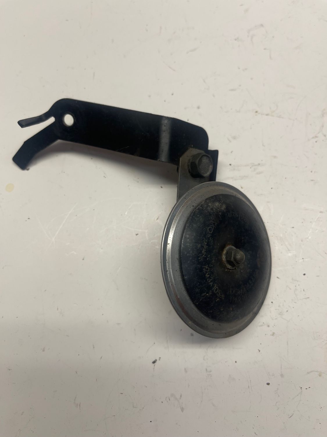 Horn Assembly 38500-08F10--2002 Suzuki GSXR750