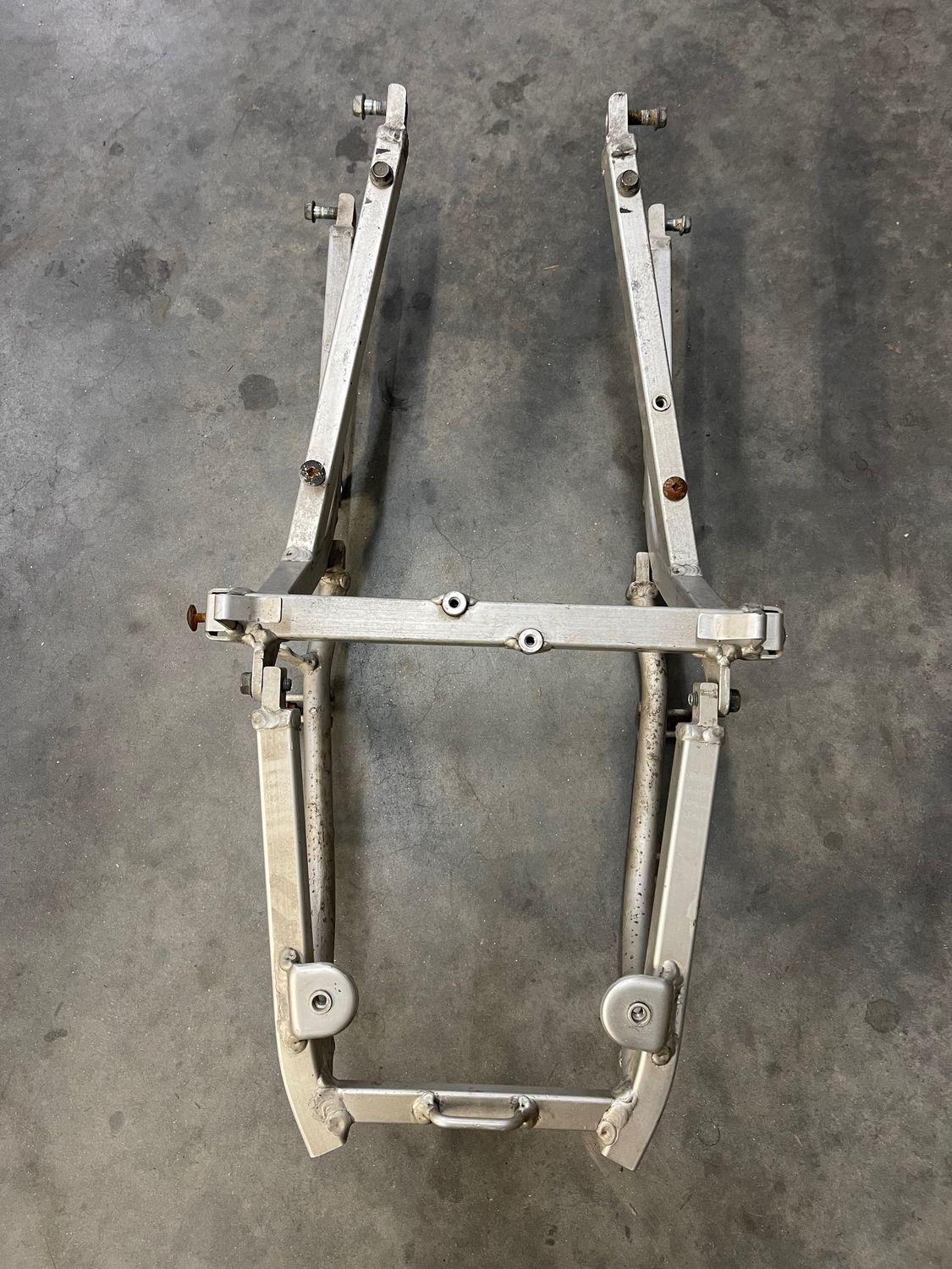 Seat Rail Rear Subframe 41200-35F00--2002 Suzuki GSXR750 Seat Rail Rear Subframe 41200-35F00--2002 Suzuki GSXR750