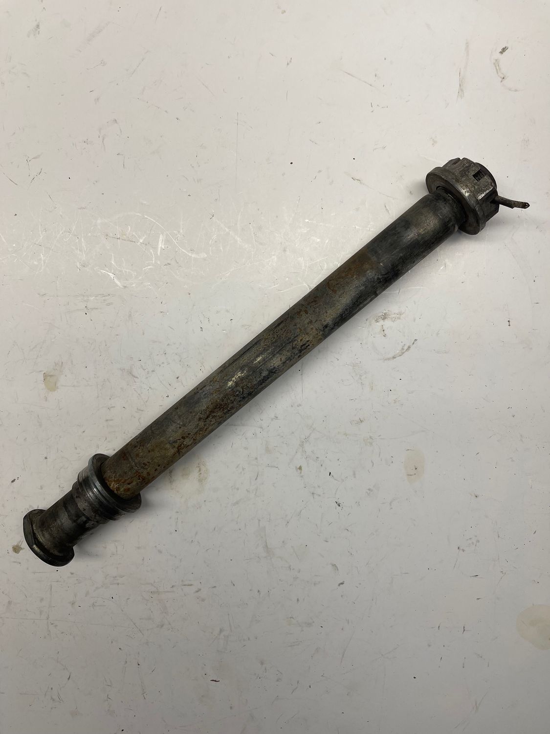 Rear Axle Bolt 64711-33E10--2002 Suzuki GSXR750