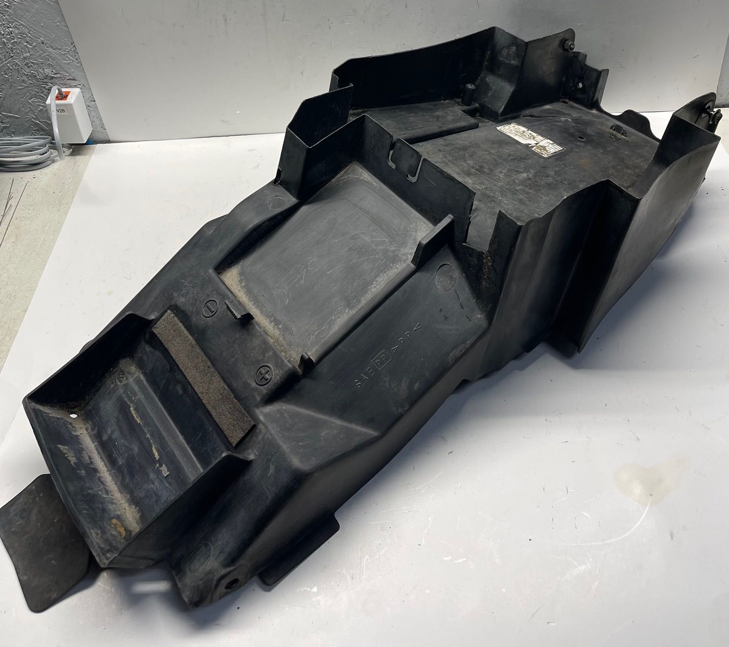 Rear Fender Under Tail Battery Tray 63111-35F40--2002 Suzuki GSXR750