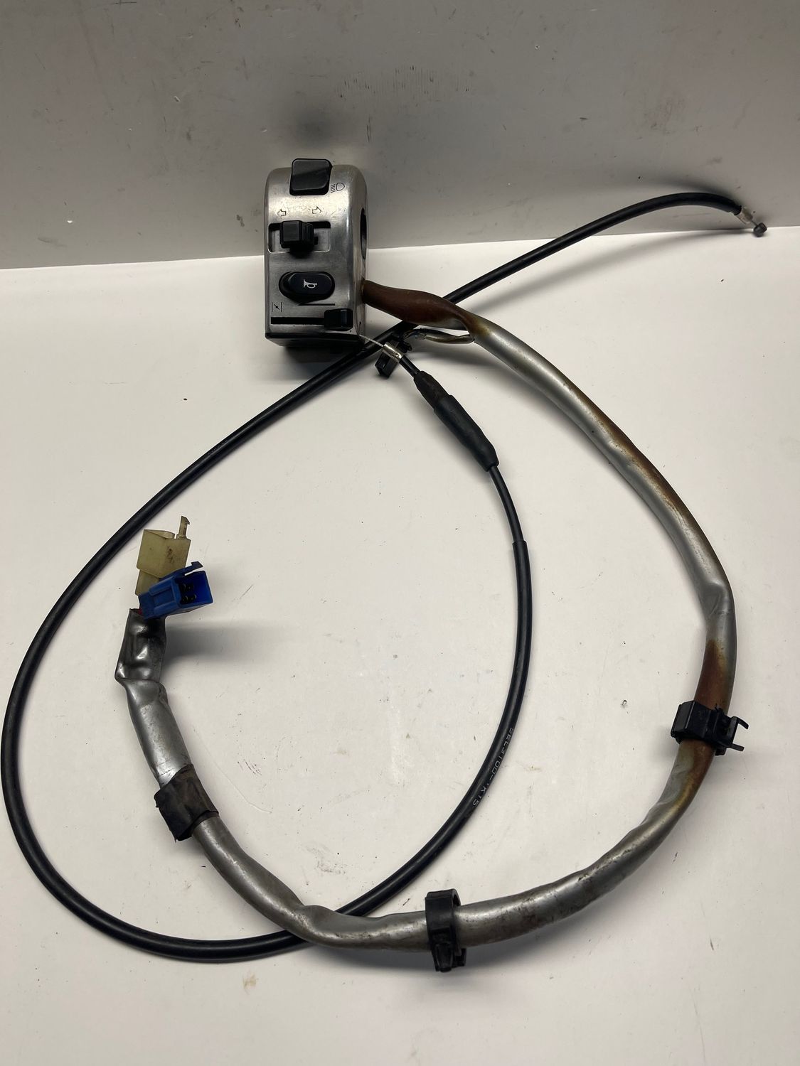 Left Handlebar Control Switch--2002 Yamaha V-Star XVS 1100