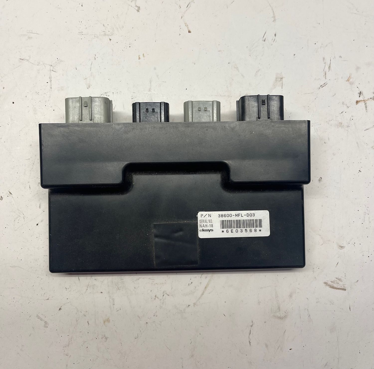 ECM ECU CDI Computer 38600-MFL-D03-2012-2016 Honda CBR1000RR ECM ECU CDI Computer 38600-MFL-D03-2012-2016 Honda CBR1000RR