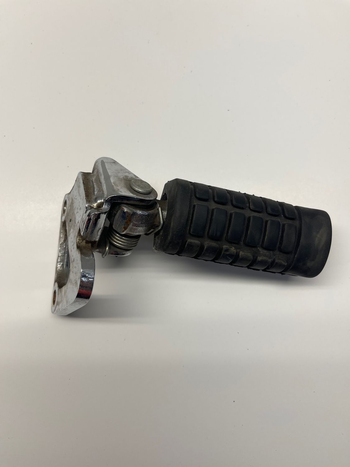 Right Driver Foot Peg--Honda Rebel Right Driver Foot Peg--Honda Rebel